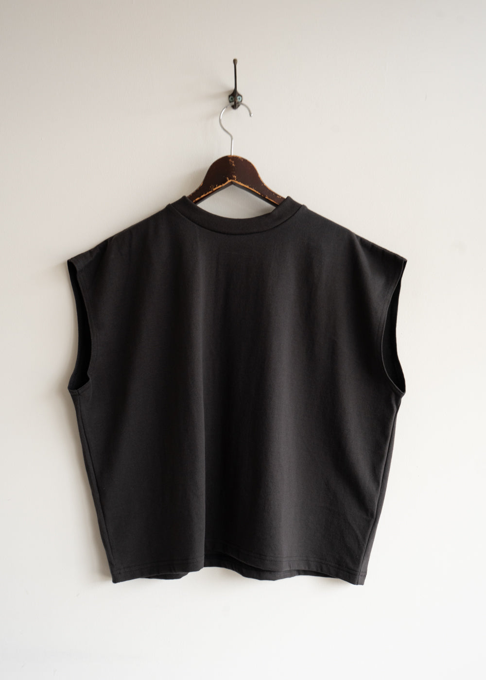 OSHIMA REI オオシマレイ | BIG NO SLEEVE PO ビッグノースリーブプル