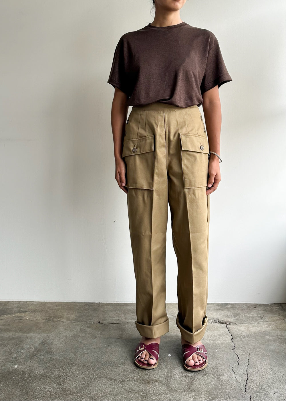 KIN チノパン　ベージュ　Sサイズ程度　日本製　マチュピチュ KIN キン | LINEN T-SHIRT リネンTシャツ | MACHU PICHU SHOP
